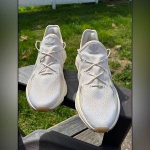 Adidas Ozweegos shoes size 9.5